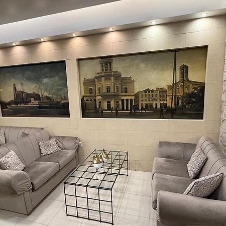 Hotel Ideal Piraeus Exterior photo