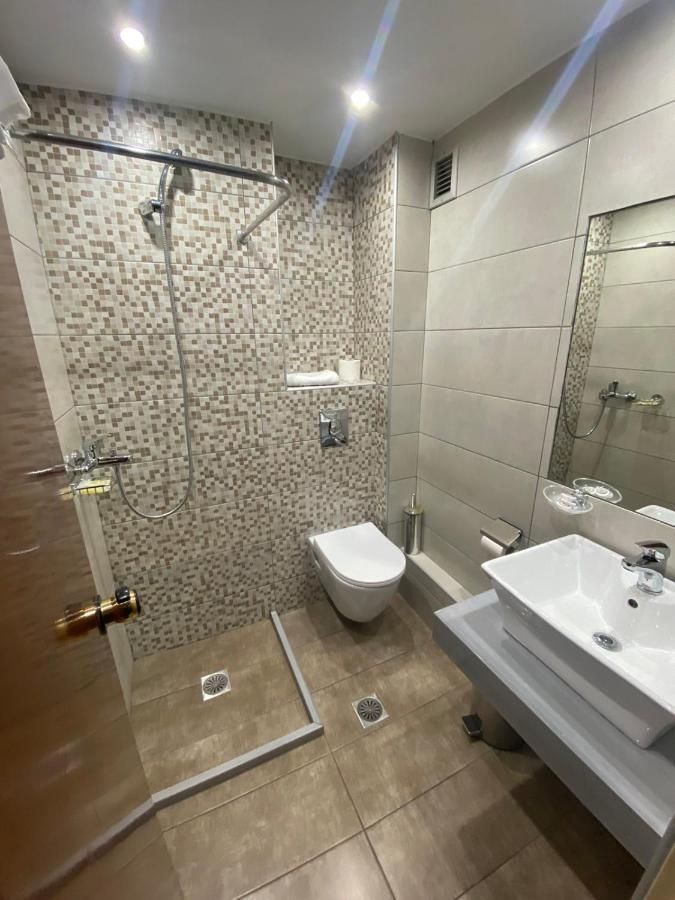 Hotel Ideal Piraeus Exterior photo